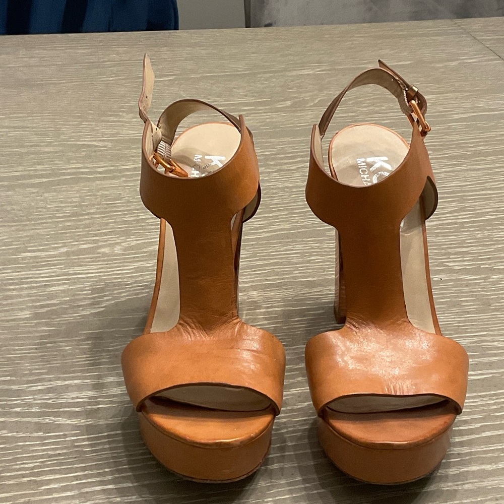 KORS Michael Kors Tan Platform Heels